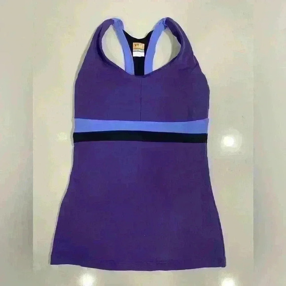 Lucy Racer Back Athletic Tank - Picture 5 of 5